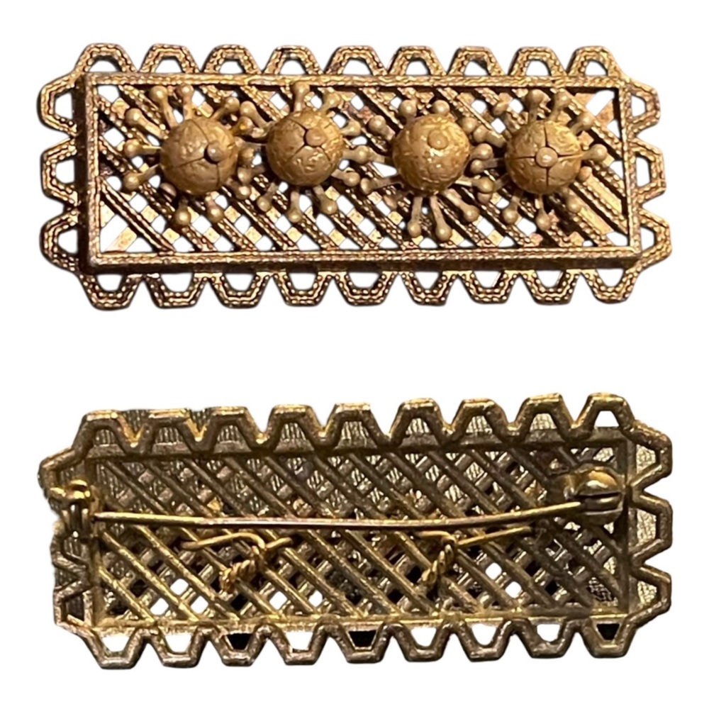 Antique 1940s Brass Filigree‎ Retro Era Bar Brooch Pin